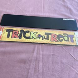 2 Sizzix Strip  Dies “Trick Or Treat” “Are We There Yet”