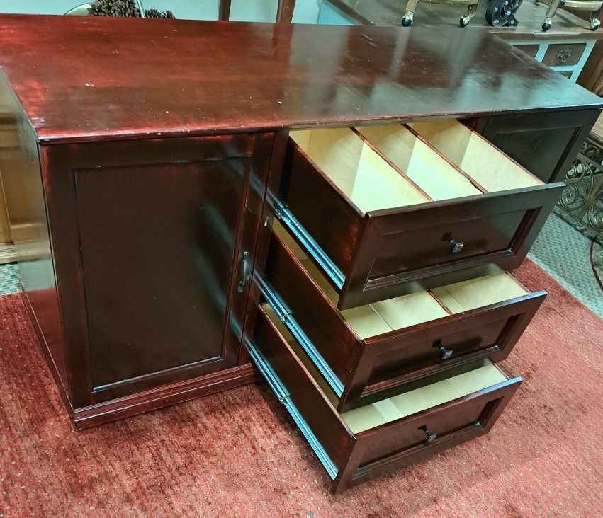 Oversize Cabinet On Wheels