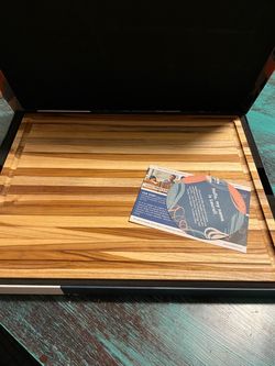 Laurel Cutting Board