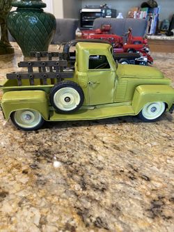 Metal Antique Toys