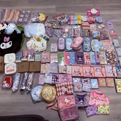 Hello Kitty lot