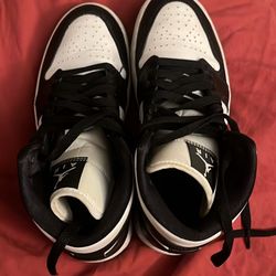 Nike Air Jordan Black And White
