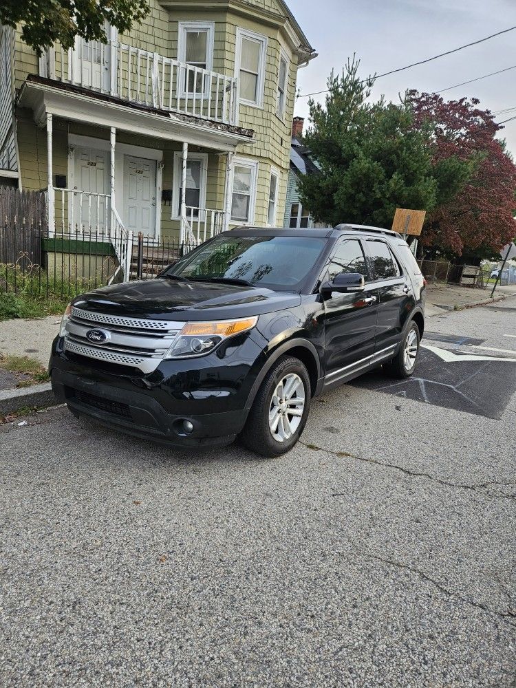 2014 Ford Explorer