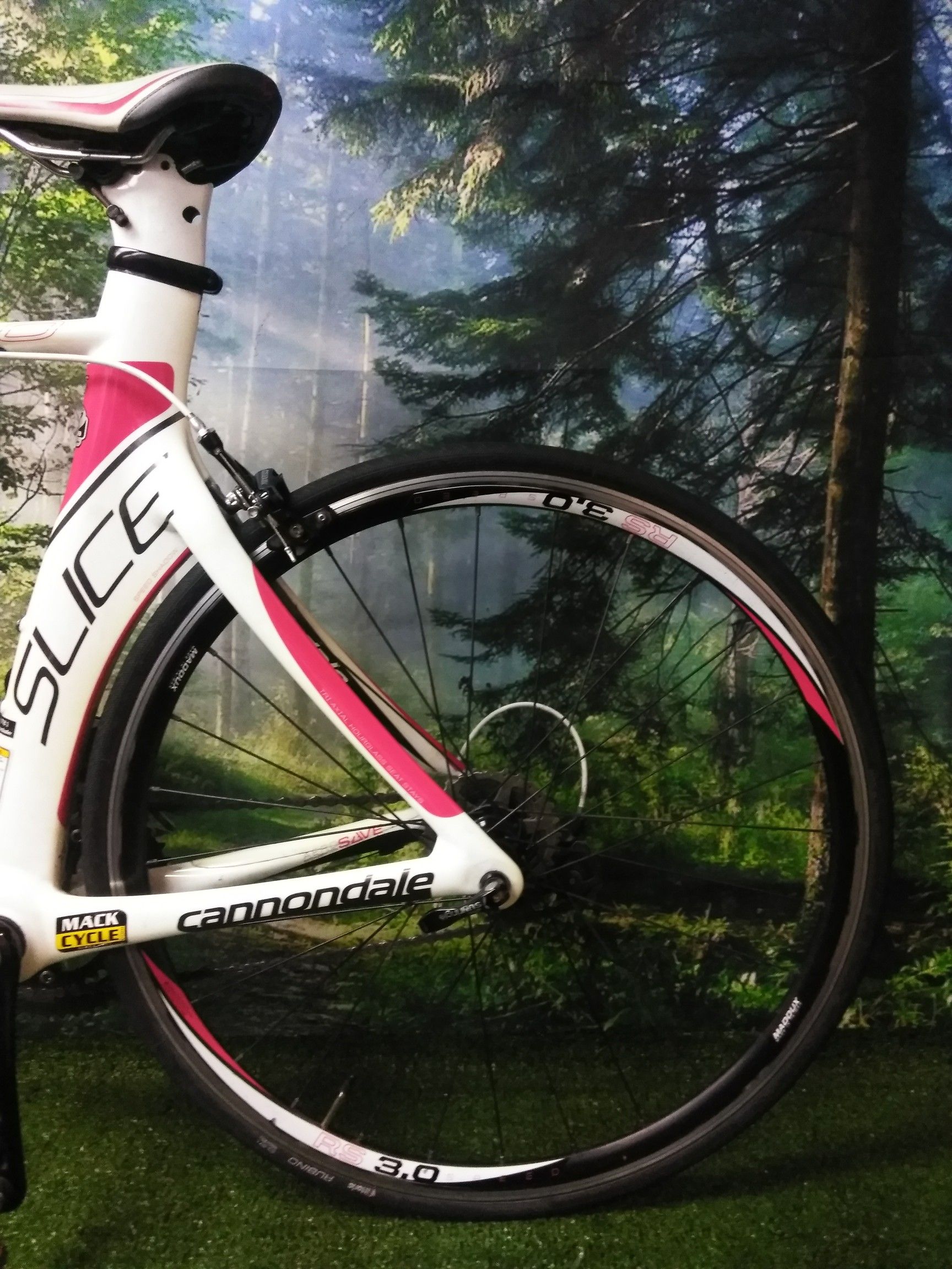 47cm road bike for sale