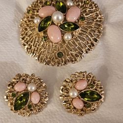 Vintage Brooch 