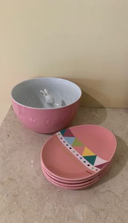 Easter bowl with bunny and 4 appetizer plates