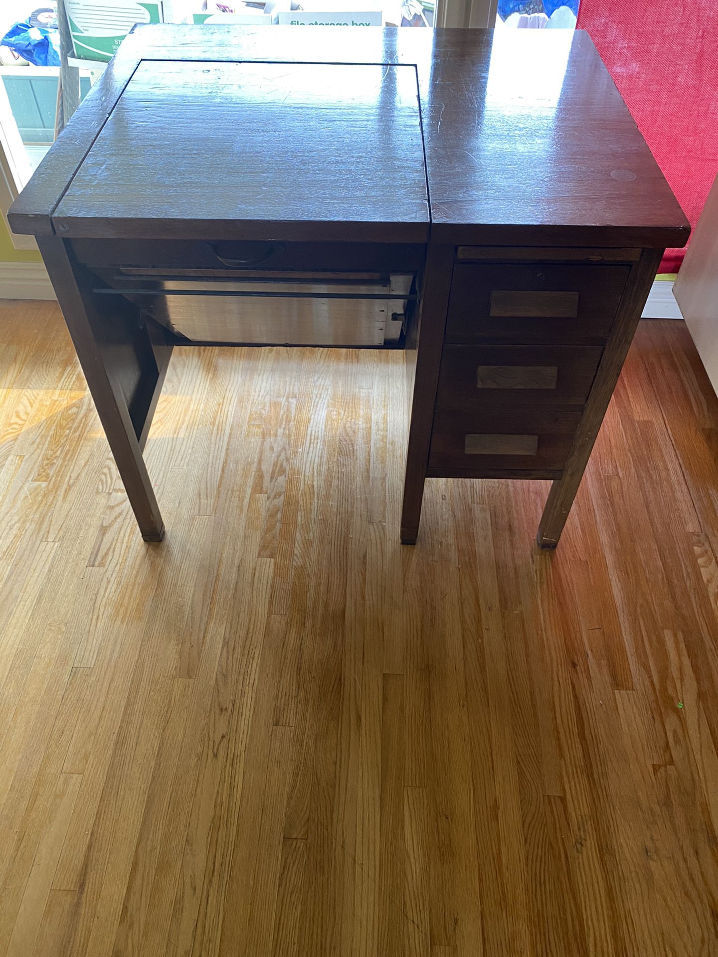 Sewing Table Antique