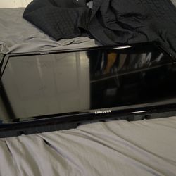 Samsung 32 inch TV 