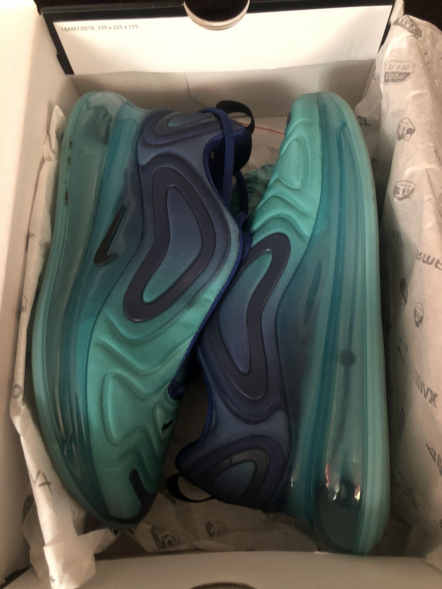 Nike Air Max 720