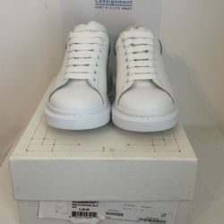 Alexander McQueen Oversized Sneaker White Aruba Blue size 41