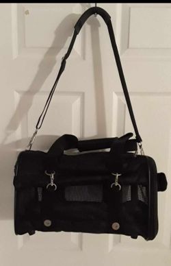 Sherpa SMALL black 15" long 10" high 8.5" wide deluxe pet carrier $15 FIRM