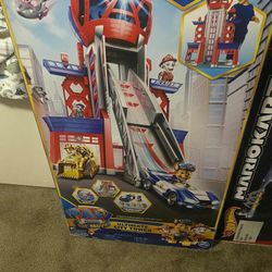 Paw Patrol Ultimate City Tower