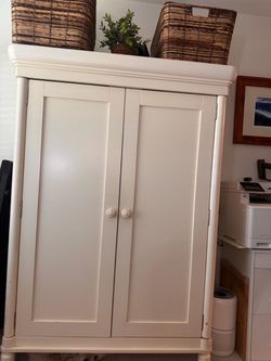 White Bassett Furniture Armoire