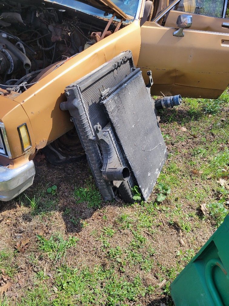 Ford Powerstroke 6.0 radiator, intercooler, and a/c condenser