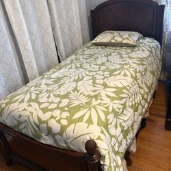 Twin Trundle Bed With Both Mattresses Included
