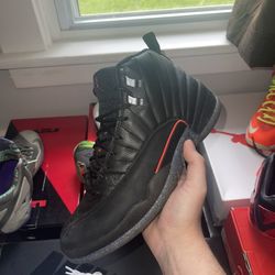 Jordan 12 Utility 