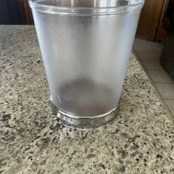 Laundry Room Waste Basket 