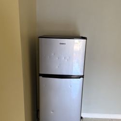 Small Refrigerator 