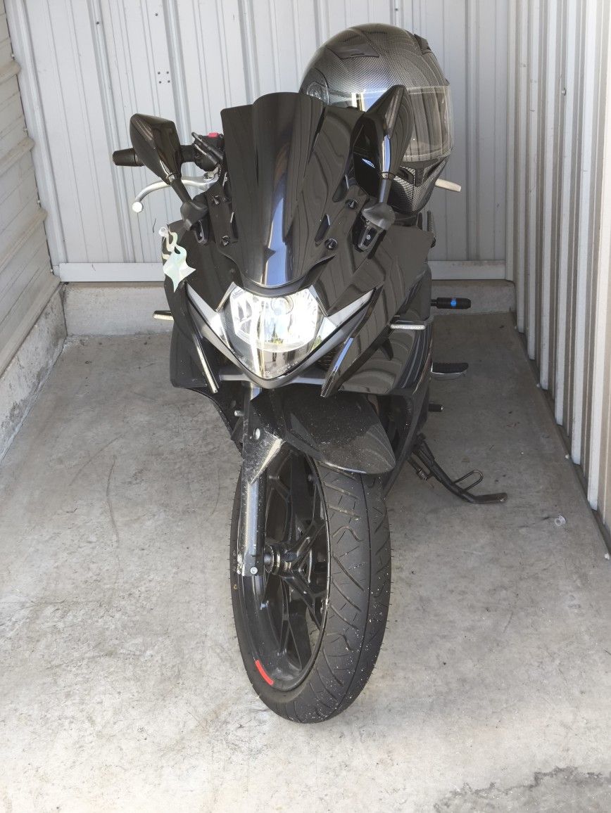 2018 Suzuki GSX250R