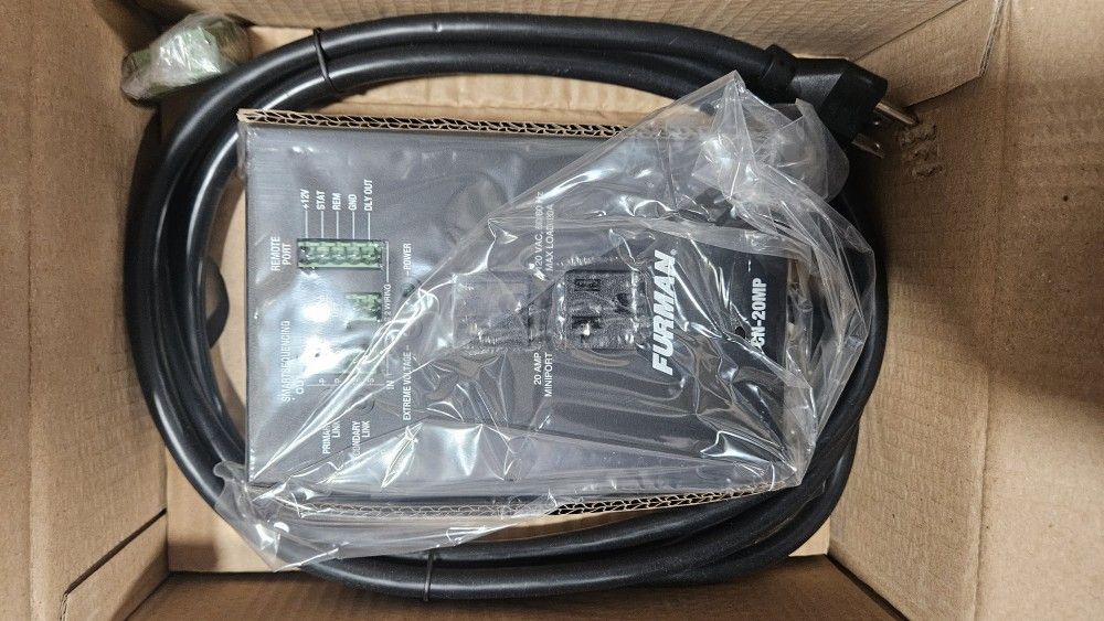Furman Contractor Series CN-20MP MiniPort