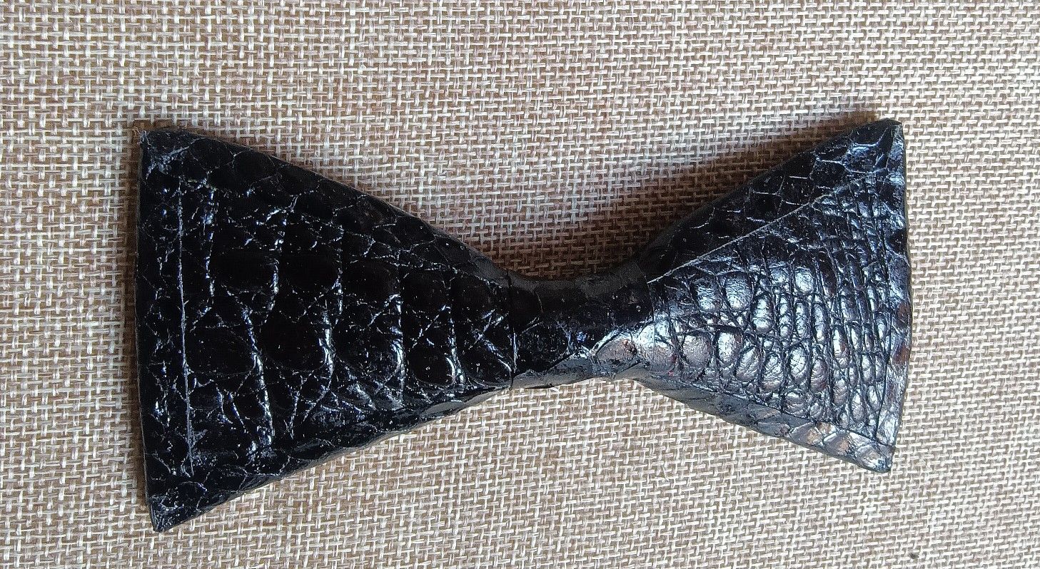 Alligator Skin Black, Bow Tie (Clip On)