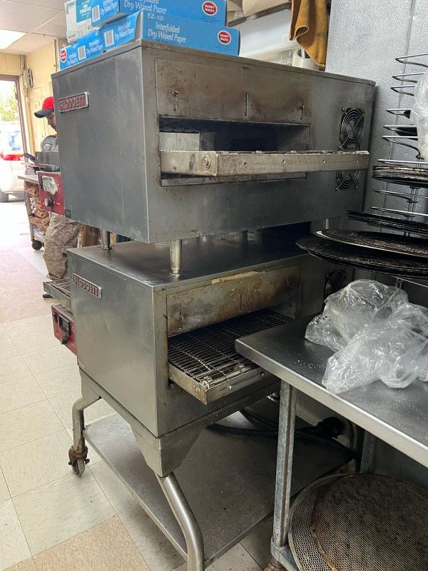 Conveyer Pizza Oven
