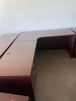 Desk corner 60”x72”mahogany new! Sale!