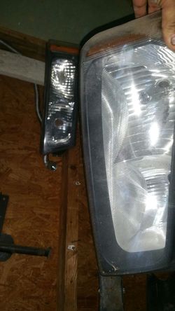 Right headlight and turn light