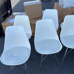 Free Chairs