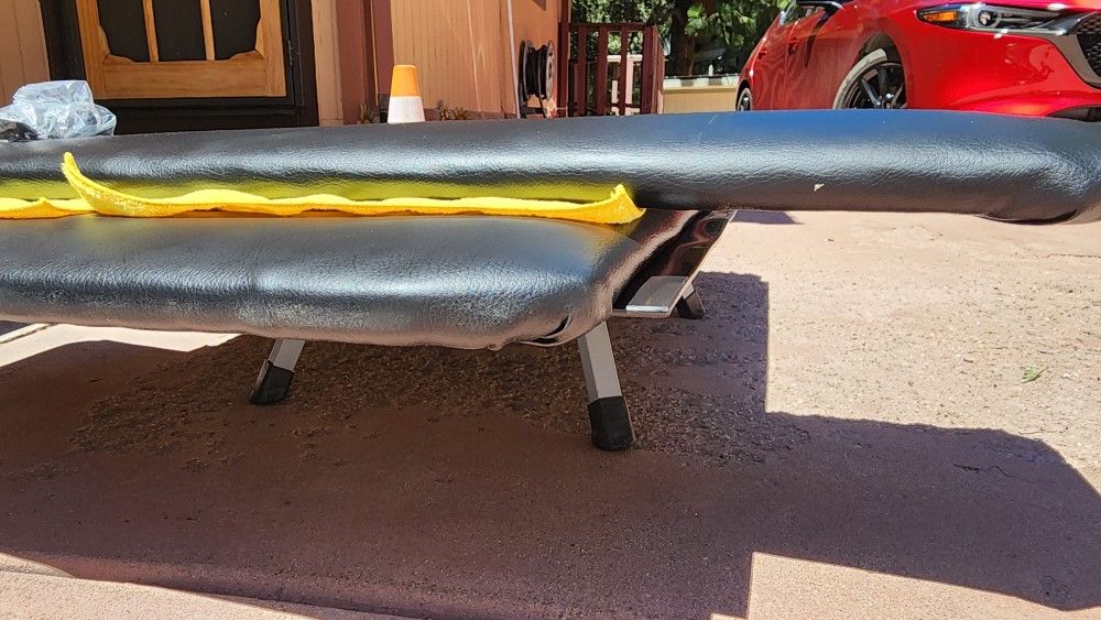 Subaru BAJA Ozzbros Tonneau Cover (Locking) for Sale in Calimesa, CA