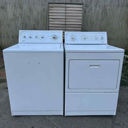 Kenmore Heavy Duty Washer And Gas Dryer 