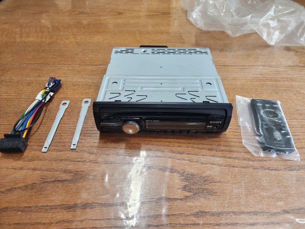 Sony CDX-GT25MPW, Car Stereo, CD Player