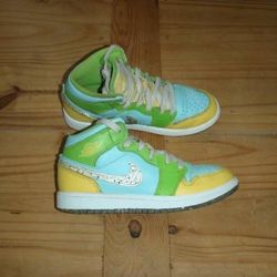 Air Jordan 1 Mid SE (PS) - Recycled Grind - Size 1 Youth