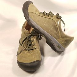 Keen Women's Size US 8.5 Leather Lace Up Shoes