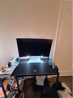 Gigabyte m32UC monitor