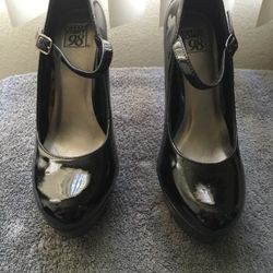 Black Shoes