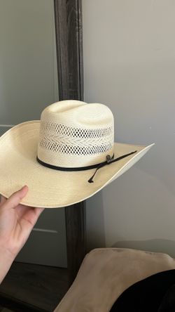 Ariat straw hat