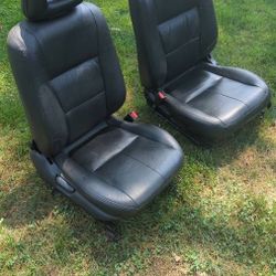 Honda/Acura Front Driver & Passenger Seats