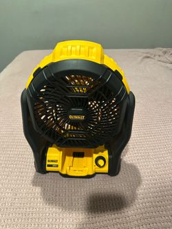 DEWALT 20V MAX Jobsite Fan