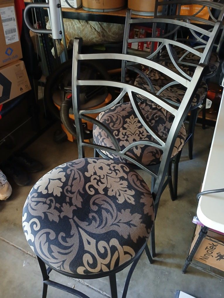 Swivel Stools