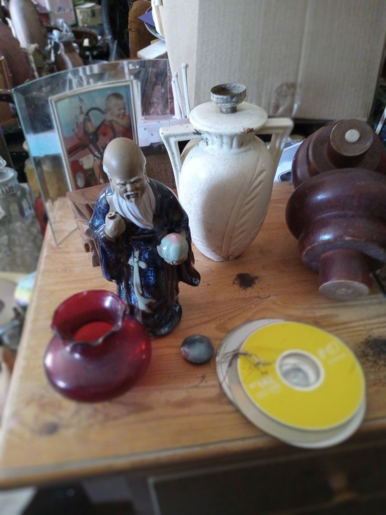 Antiques And Vintage Household Items