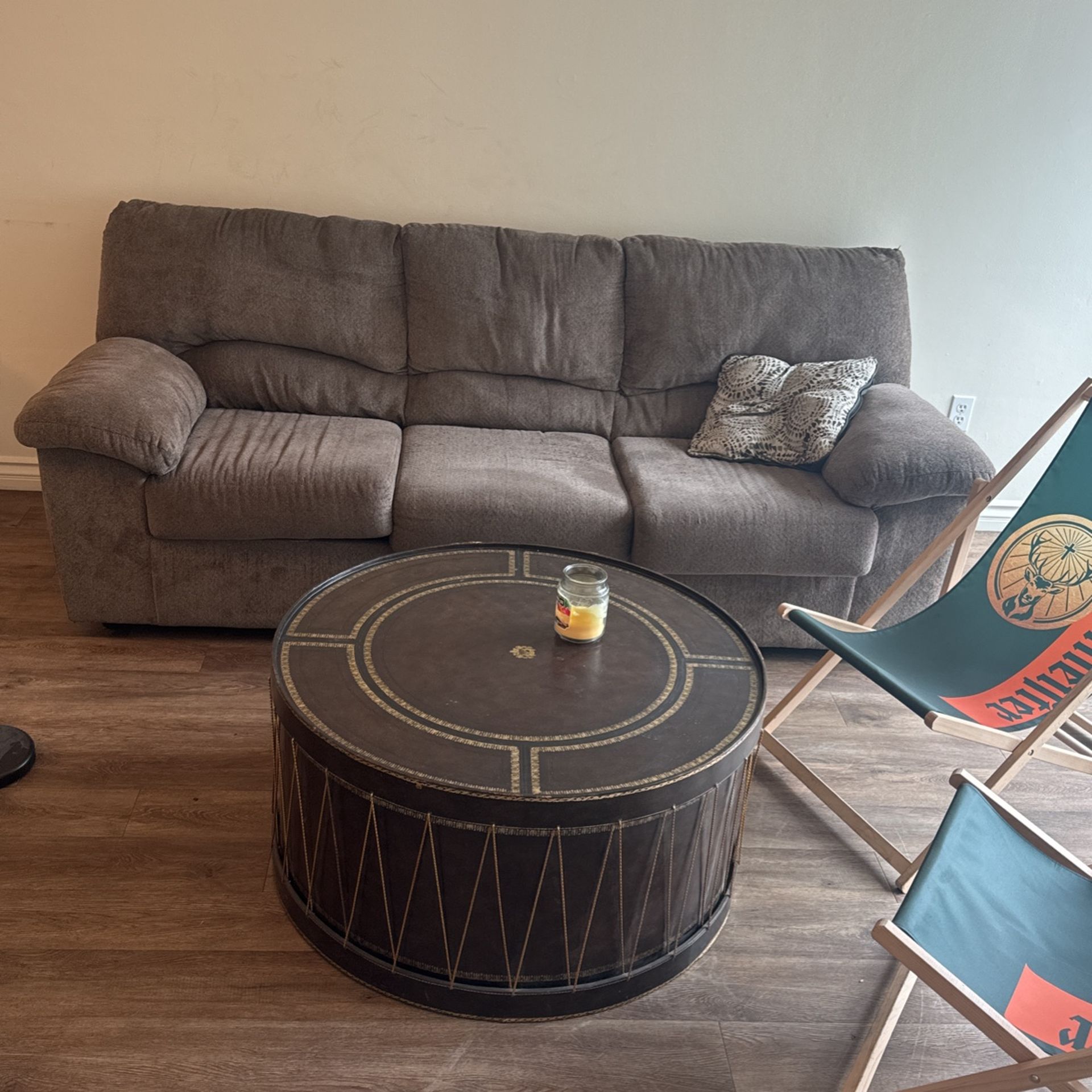 Sofa And Coffee Table 