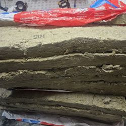 28 Pieces of Rockwool R15