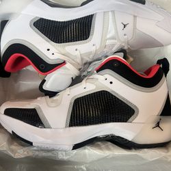 Jordan XXXVII Low