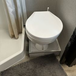 RV/Boat Macerator Toilet