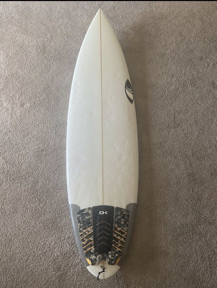 6’4 Sharpeye Surfboard