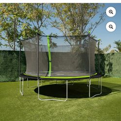 BRAND NEW - 14’ Sportspower Bounce Pro Round Trampoline with Safety Enclosure in Green and Black