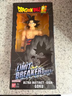 Dragon Ball Super Limit Breaker Ultra Instinct Goku Figure