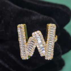 INTIAL "W" VVS D MOISSANITE YELLOW GOLD ON 925 STERLING SILVER 