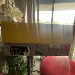 Air Jordan 4 Retro GS’Lighting ‘ 2021